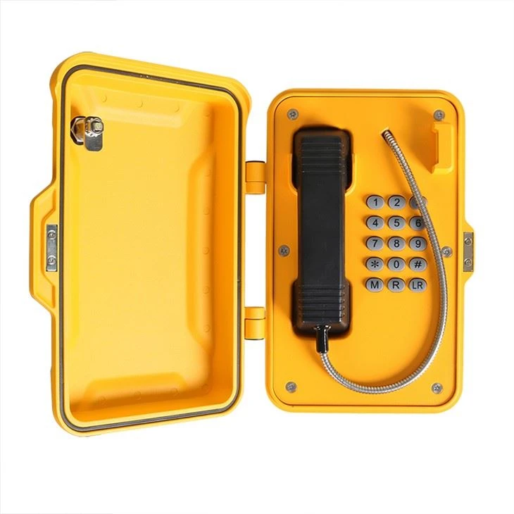 Personalizza il telefono militare con la serratura della copertura